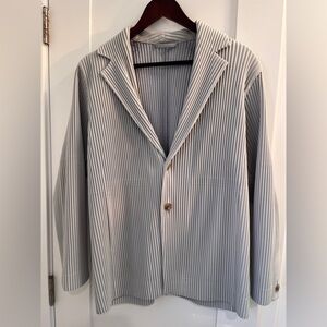 Homme Plisse Issey Miyaki pleated blazer